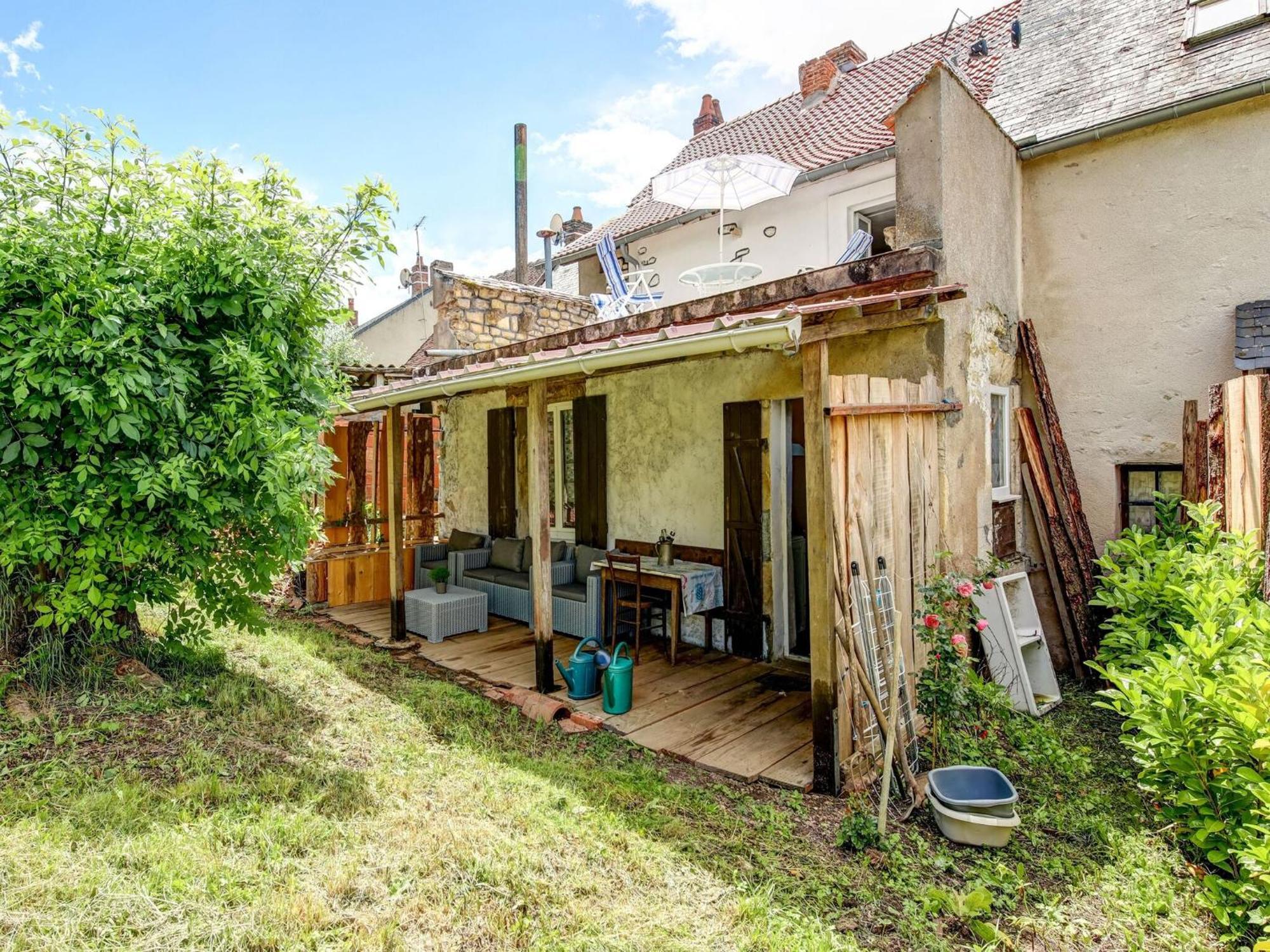 Traditional Holiday Home In Brinon Sur Beuvron Esterno foto